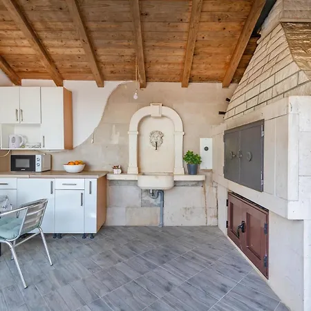 Guest house Ivo